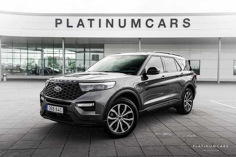 Grå Begagnad 2020 Ford Explorer ST-Line SUV | 399 000 kr (Marknadspris) - Bild 1/4