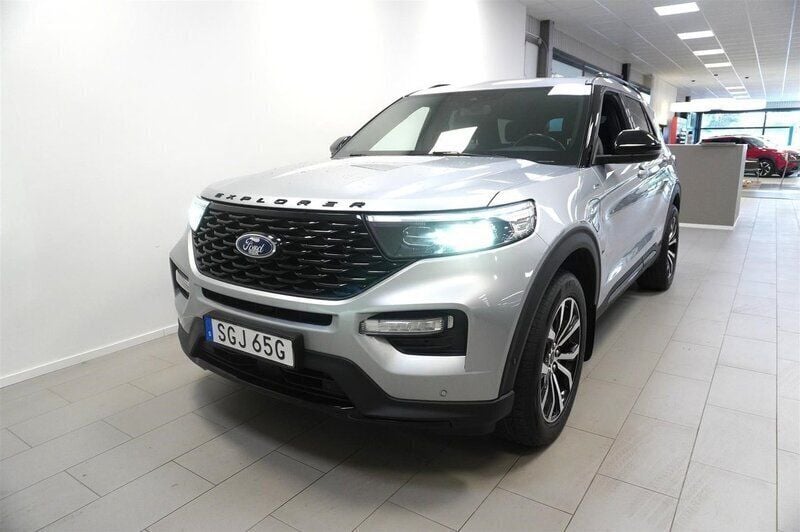Grå Begagnad 2020 Ford Explorer ST-Line SUV | 399 000 kr (Bra pris) - Bild 1/4