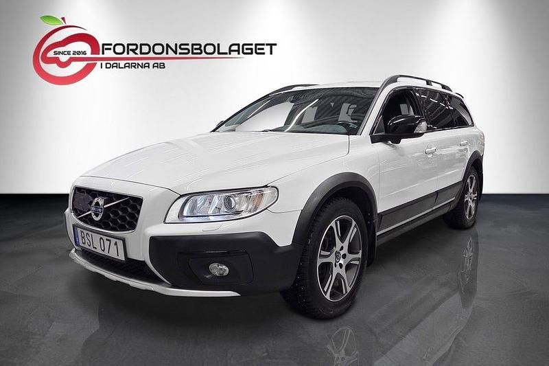 Vit Begagnad 2015 Volvo XC70 Standard Kombi | 169 900 kr (Marknadspris) - Bild 1/4