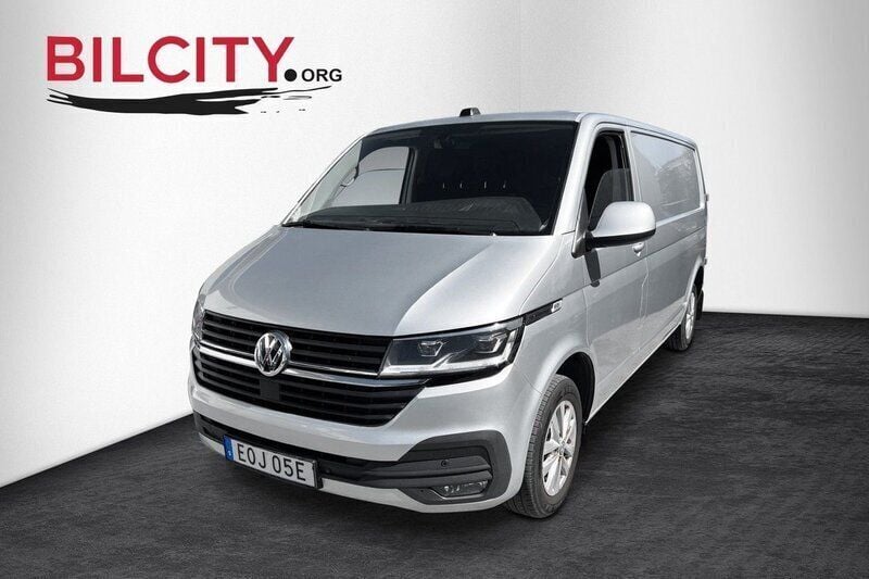 Silver (silvermetallic) Begagnad 2020 VW T6.1 Van | 279 900 kr (Lite dyr) - Bild 1/4