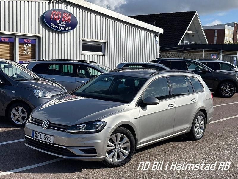 Silver Begagnad 2019 VW Golf VII Kombi | 124 900 kr (Marknadspris) - Bild 1/4