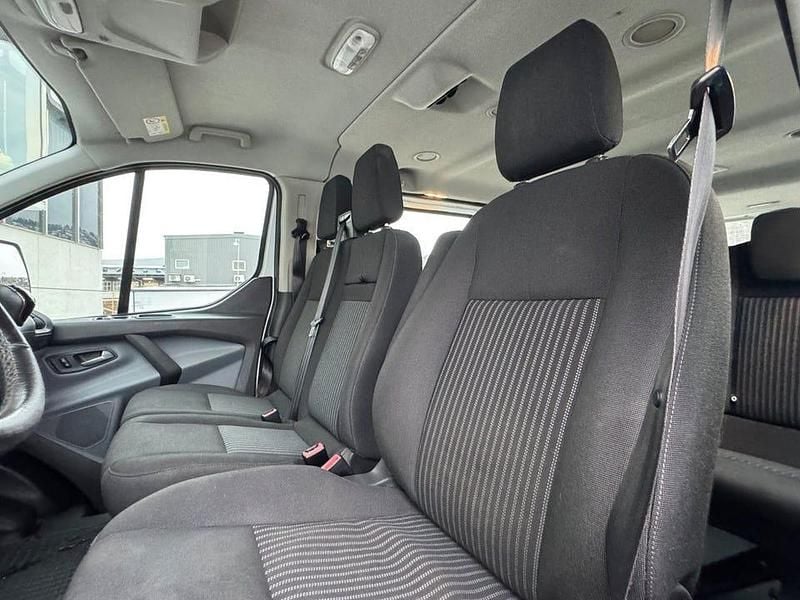 Begagnad Ford Transit Custom 131 HK (96 kW) 2017 Vit Kombi