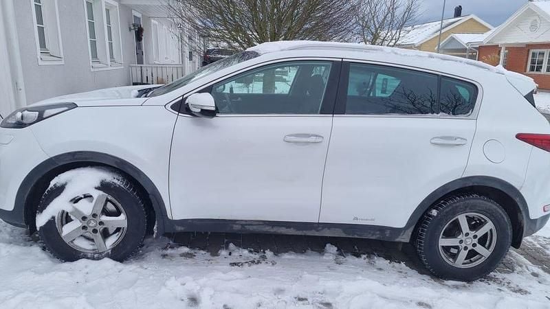 Begagnad 2016 Kia Sportage SUV | 130 000 kr (Marknadspris) - Bild 1/4