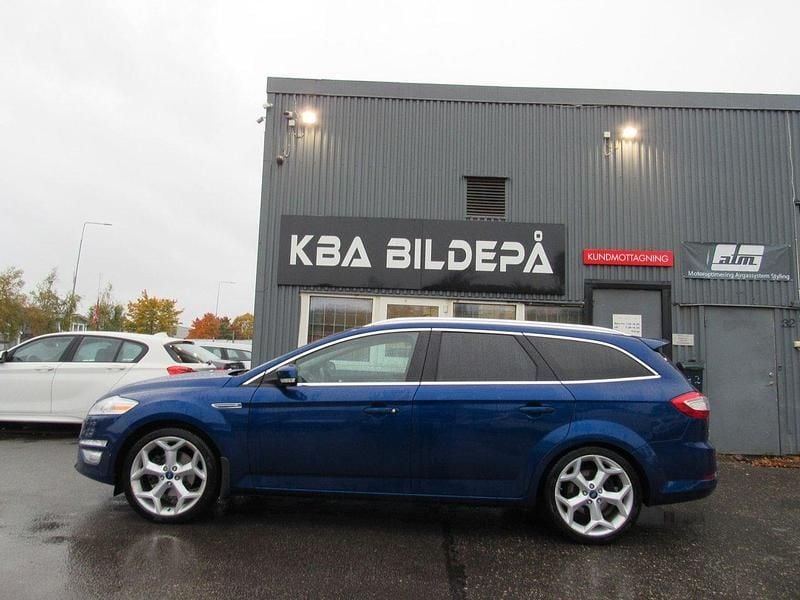 Blå Begagnad 2014 Ford Mondeo Business Edition Kombi | 99 900 kr (Marknadspris) - Bild 1/4
