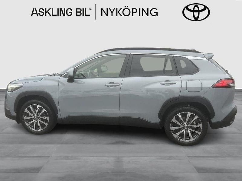 Begagnad Toyota Corolla Cross Executive 197 HK (144 kW) 2022 Grå SUV