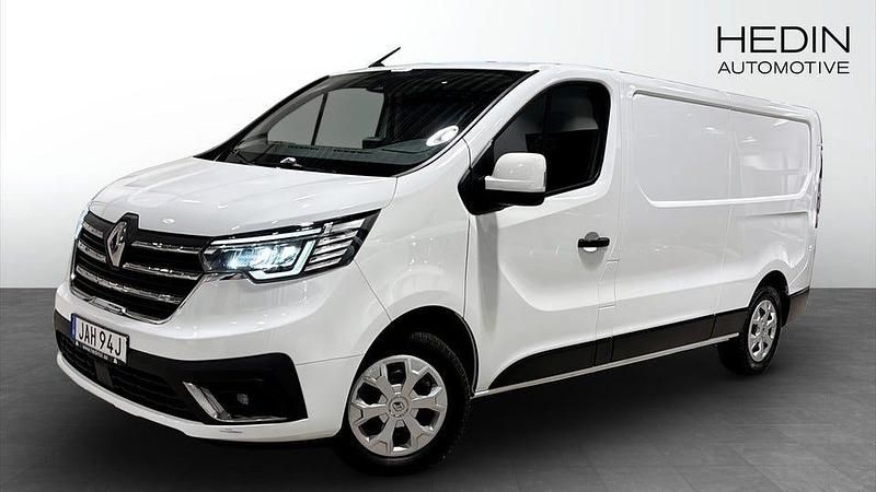 Vit Begagnad 2023 Renault Trafic Minibuss | 300 000 kr (Marknadspris) - Bild 1/4