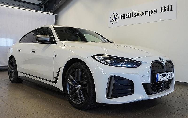 Begagnad BMW i4 M Sport 442 kW (601 HK) 2024 Vit Sedan