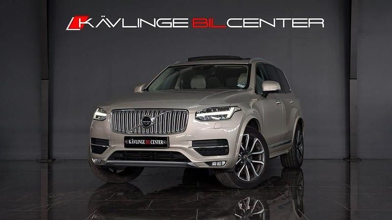 Brun Begagnad 2016 Volvo XC90 Inscription SUV | 334 900 kr (Marknadspris) - Bild 1/4