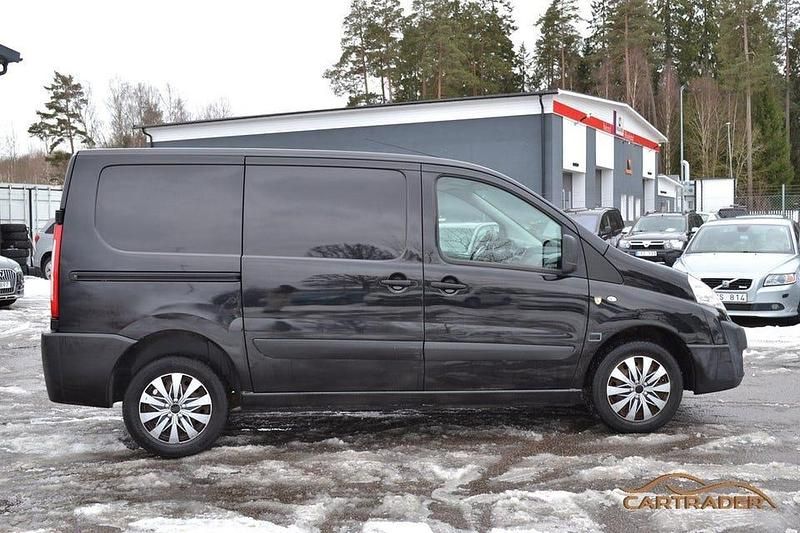 Begagnad Fiat Scudo S 128 HK (94 kW) 2014 Svart Van
