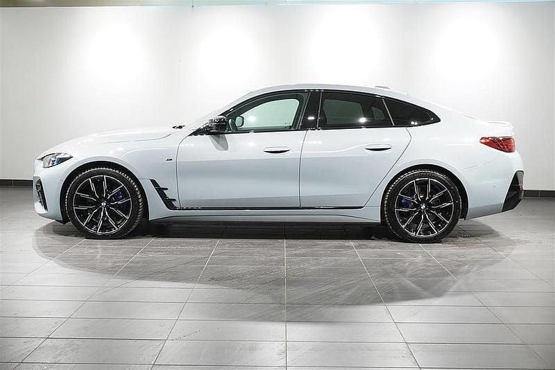 Begagnad BMW i4 Comfort Edition 442 kW (601 HK) 2025 Grå Sedan