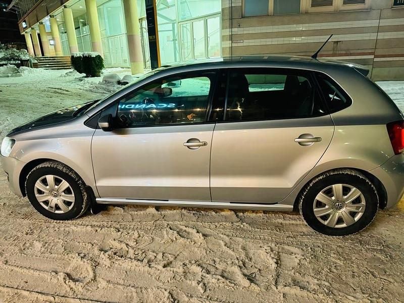 Begagnad VW Polo 86 HK (63 kW) 2010 Halvkombi