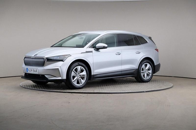 Silver Begagnad 2022 Skoda Enyaq iV SUV | 349 000 kr (Marknadspris) - Bild 1/4
