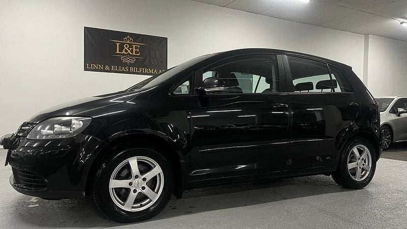 Svart Begagnad 2007 VW Golf Plus Cross Trendline Minibuss | 49 900 kr (Dyr) - Bild 1/4