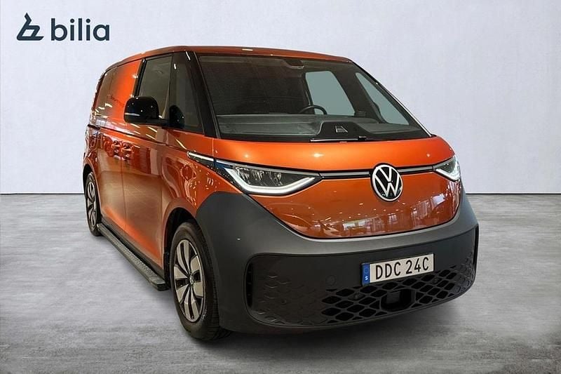 Begagnad VW ID. Buzz 152 kW (207 HK) 2024 Orange (energetic orange metallic) Minibuss
