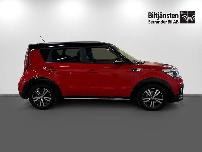 Begagnad Kia Soul 136 HK (100 kW) 2016 Röd SUV