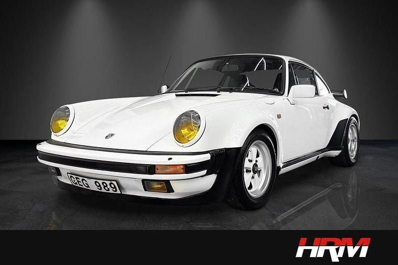 Vit Begagnad 1985 Porsche 911 Carrera Sportkupé | 999 900 kr - Bild 1/4