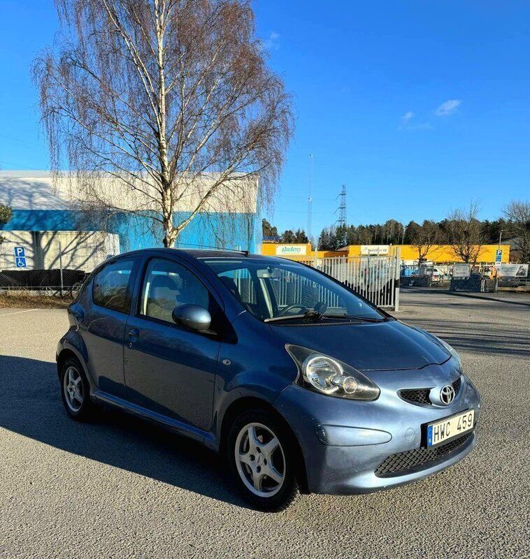 Blå Begagnad 2008 Toyota Aygo Halvkombi | 17 000 kr (Marknadspris) - Bild 1/4
