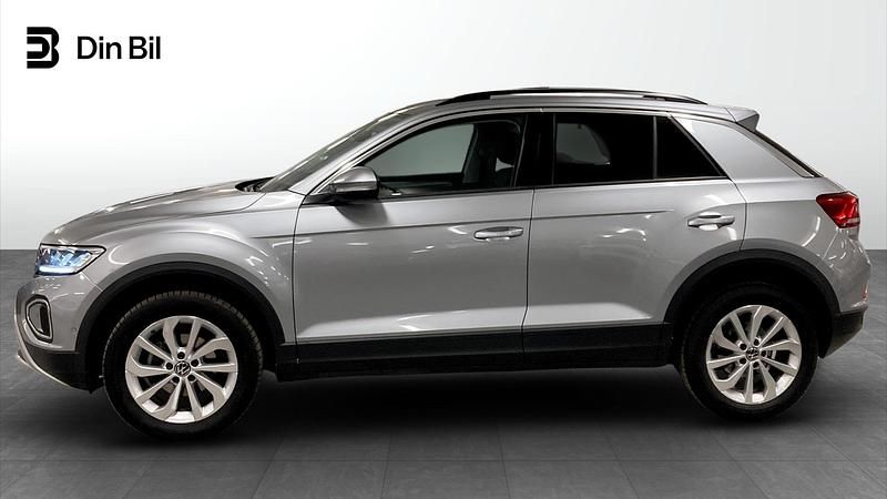 Begagnad VW T-Roc 150 HK (110 kW) 2024 Silver SUV