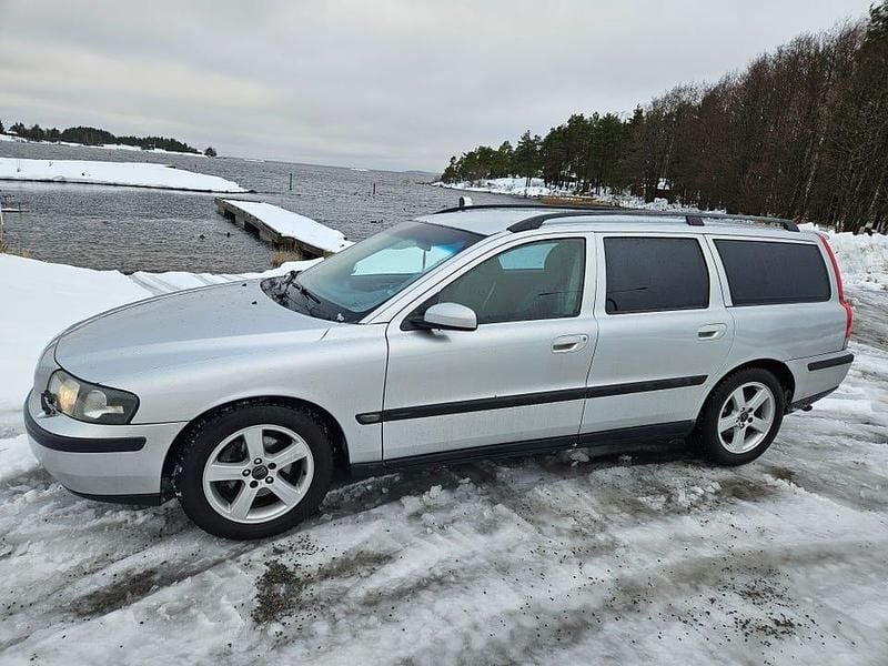 Begagnad Volvo V70 170 HK (125 kW) 2004 Kombi