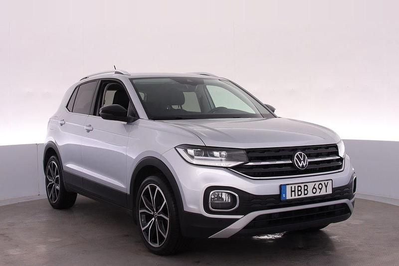 Silver Begagnad 2022 VW T-Cross SUV | 219 000 kr (Marknadspris) - Bild 1/4