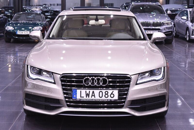 Begagnad Audi A7 Sportback S-Line 245 HK (180 kW) 2011 Ljusbrun (brun) Halvkombi