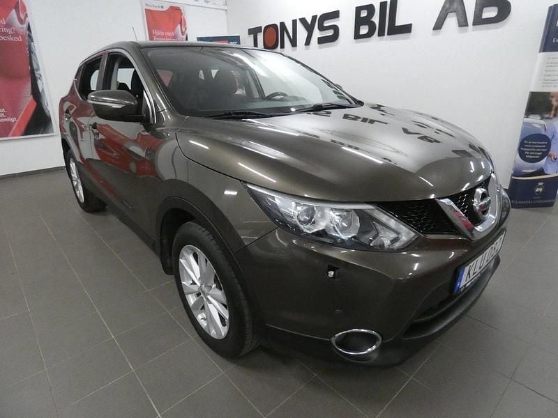 Brun Begagnad 2014 Nissan Qashqai SUV | 89 900 kr (Bra pris) - Bild 1/4