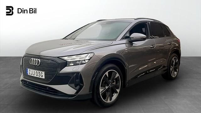 Grå Begagnad 2024 Audi Q4 e-tron S-Line SUV | 619 000 kr - Bild 1/4