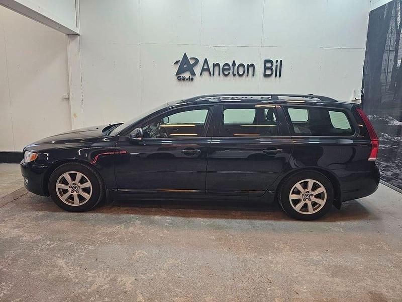 Begagnad Volvo V70 Kinetic 116 HK (85 kW) 2013 Svart Kombi