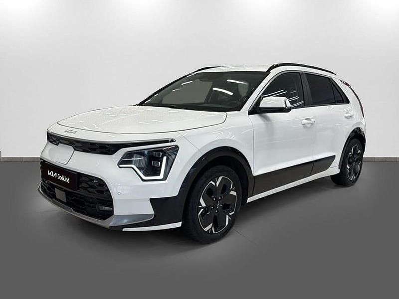 Begagnad Kia e-Niro 152 kW (207 HK) 2022 Vit SUV