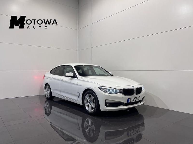 Vit Begagnad 2014 BMW 320 Gran Turismo Kombi | 99 900 kr (Lite dyr) - Bild 1/4