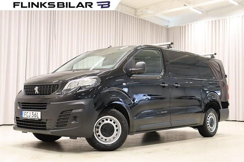 Svart Begagnad 2023 Peugeot Expert Van | 319 900 kr (Marknadspris) - Bild 1/4