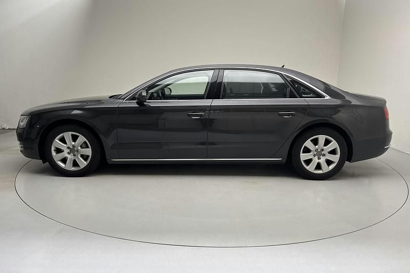Begagnad Audi A8 250 HK (183 kW) 2013 Mörkgrå Sedan