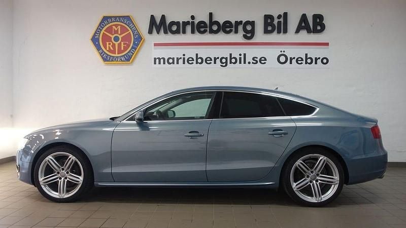 Blå Begagnad 2011 Audi A5 Sportback Halvkombi | 159 900 kr (Marknadspris) - Bild 1/4