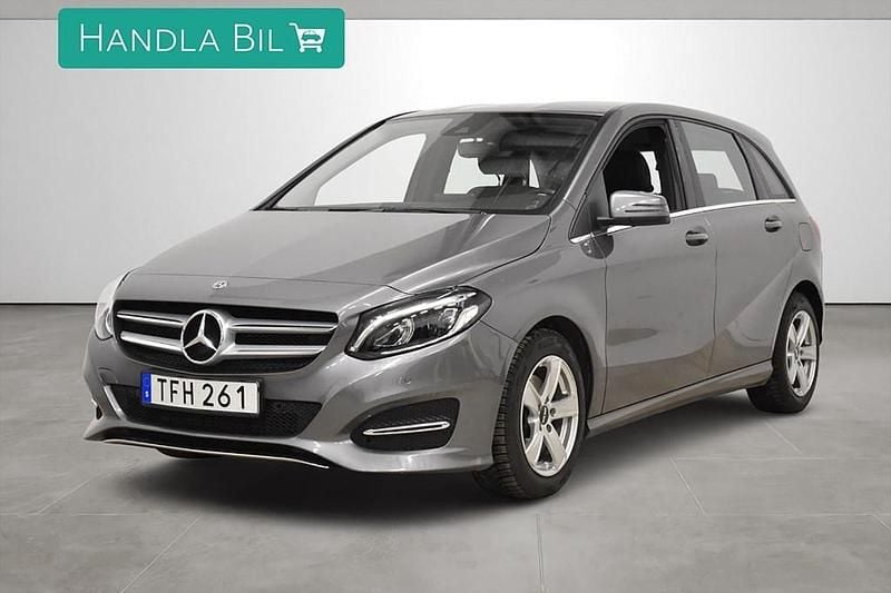 Grå Begagnad 2018 Mercedes B180 Urban Minibuss | 179 900 kr (Bra pris) - Bild 1/4