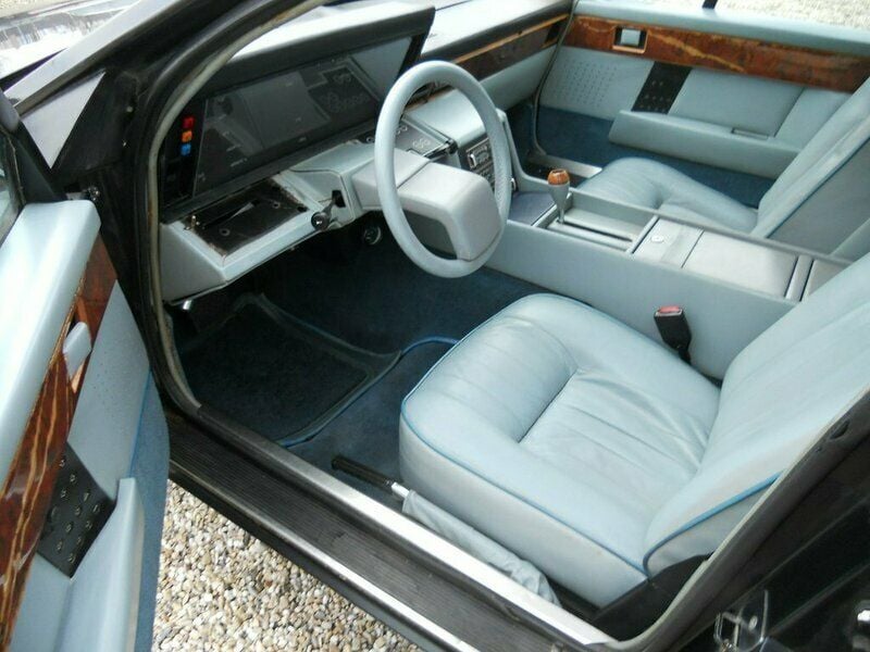 Begagnad Aston Martin Lagonda 283 HK (208 kW) 1983 Svart Sedan