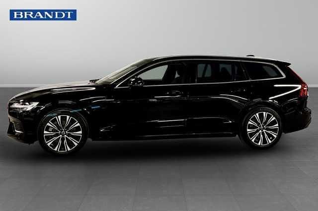 Begagnad Volvo V60 349 HK (256 kW) 2024 Svart Kombi
