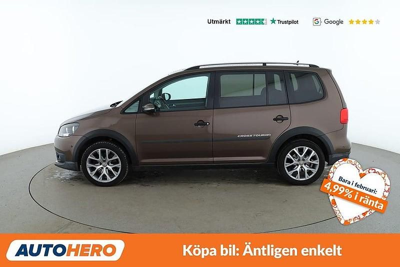 Begagnad VW Touran Cross 141 HK (103 kW) 2014 Brun Minibuss