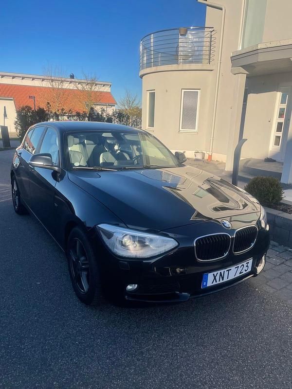 Begagnad BMW 118 143 HK (105 kW) 2013 Halvkombi