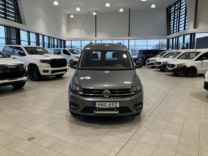 Begagnad VW Caddy 122 HK (89 kW) 2019 Minibuss