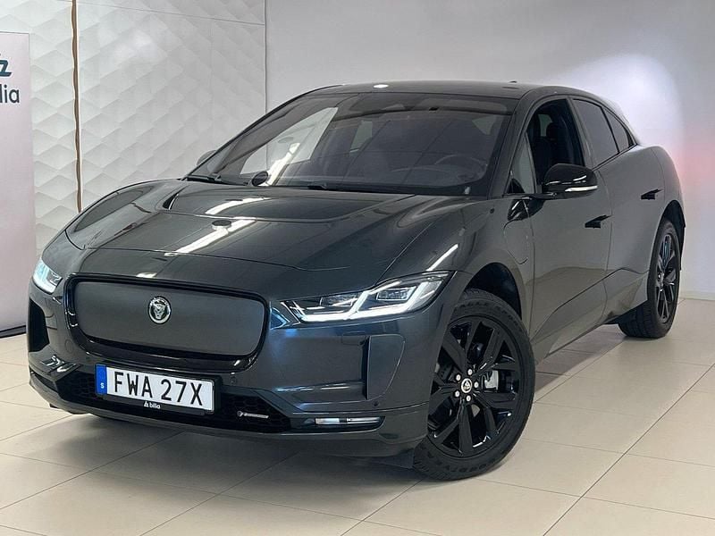 Grå Begagnad 2023 Jaguar I-Pace R-Dynamic SUV | 599 000 kr (Marknadspris) - Bild 1/4
