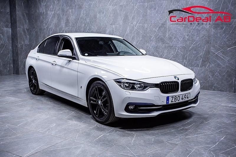 Begagnad BMW 330e Sport Line 184 HK (135 kW) 2017 Vit Sedan