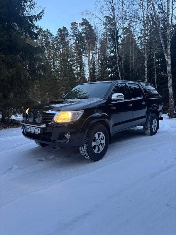Begagnad Toyota HiLux 171 HK (125 kW) 2012 Pickup