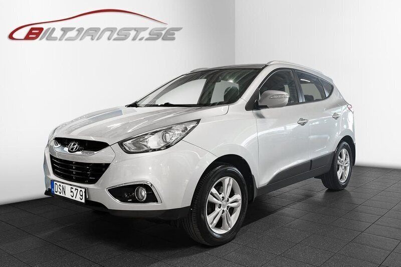 Silver Begagnad 2013 Hyundai ix35 Premium SUV | 99 900 kr (Bra pris) - Bild 1/4