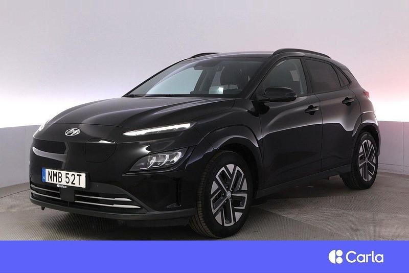 Svart Begagnad 2022 Hyundai Kona Advanced SUV | 293 900 kr (Dyr) - Bild 1/4