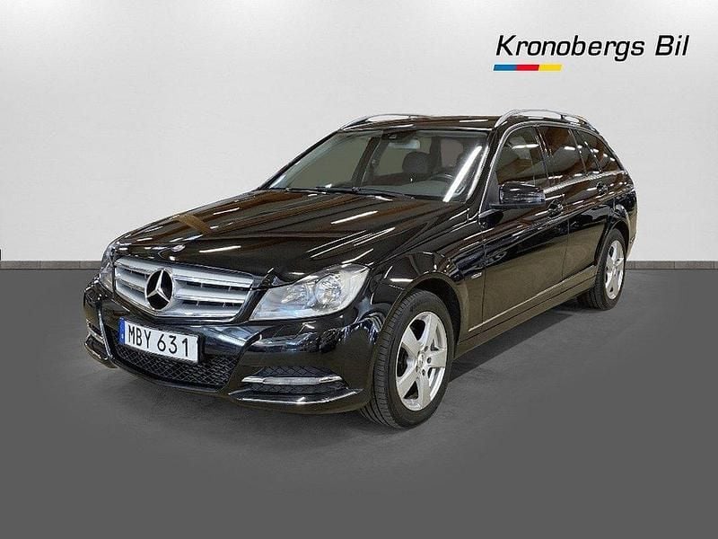 Svart Begagnad 2012 Mercedes C220 Avantgarde Kombi | 99 500 kr (Marknadspris) - Bild 1/4