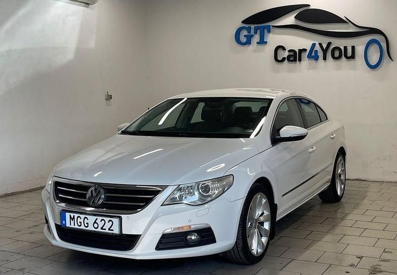 Vit Begagnad 2011 VW CC Sedan | 89 500 kr (Bra pris) - Bild 1/4