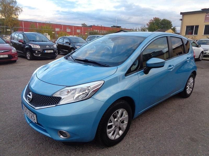 Ljusblå Begagnad 2016 Nissan Note Minibuss | 59 900 kr (Marknadspris) - Bild 1/4