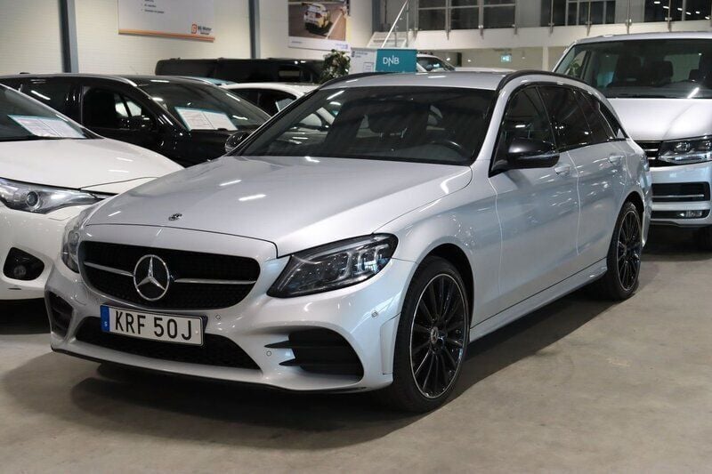 Silver Begagnad 2020 Mercedes C220 AMG Kombi | 279 900 kr (Marknadspris) - Bild 1/4