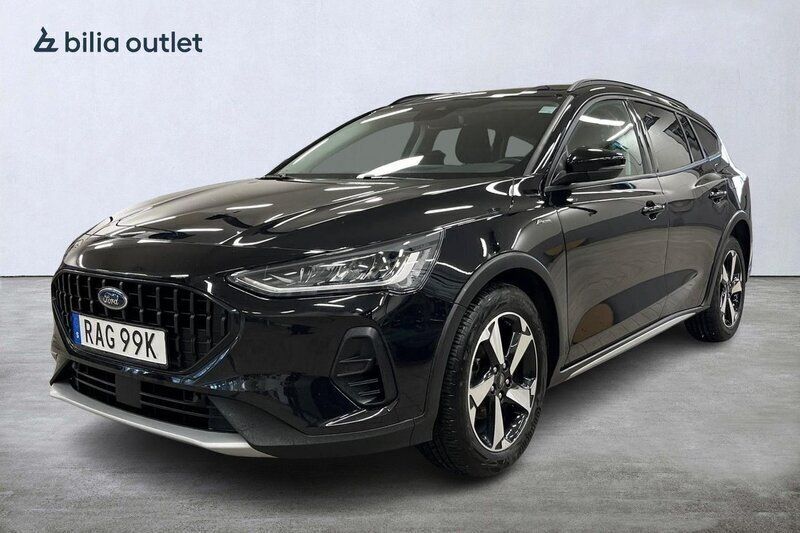 Svart Begagnad 2023 Ford Focus Active Kombi | 209 900 kr (Bra pris) - Bild 1/4