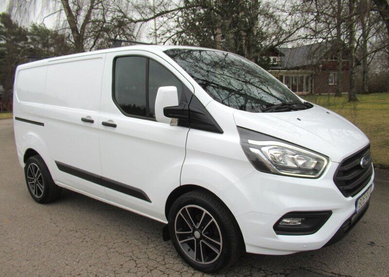 Vit Begagnad 2018 Ford Transit Custom Van | 137 500 kr (Marknadspris) - Bild 1/4